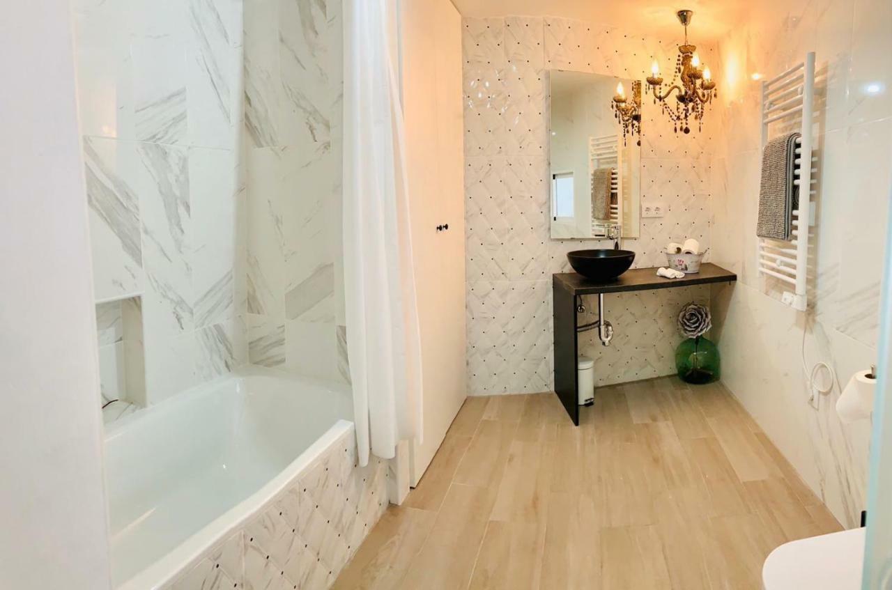 Vut- La Deliciosa Apartment Сотийо де ла Адрада Екстериор снимка